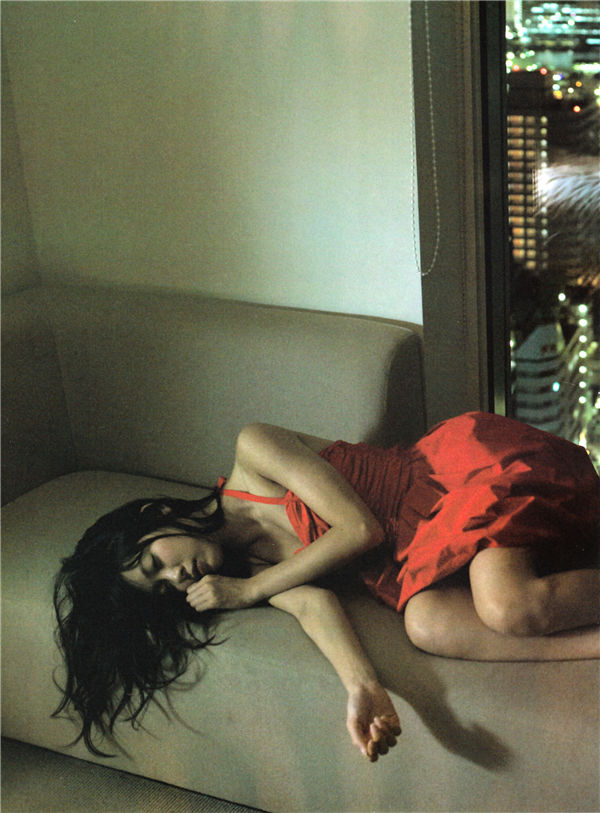 渡边美优纪1ST写真集《みる神》高清全本[169P] 日系套图-第3张