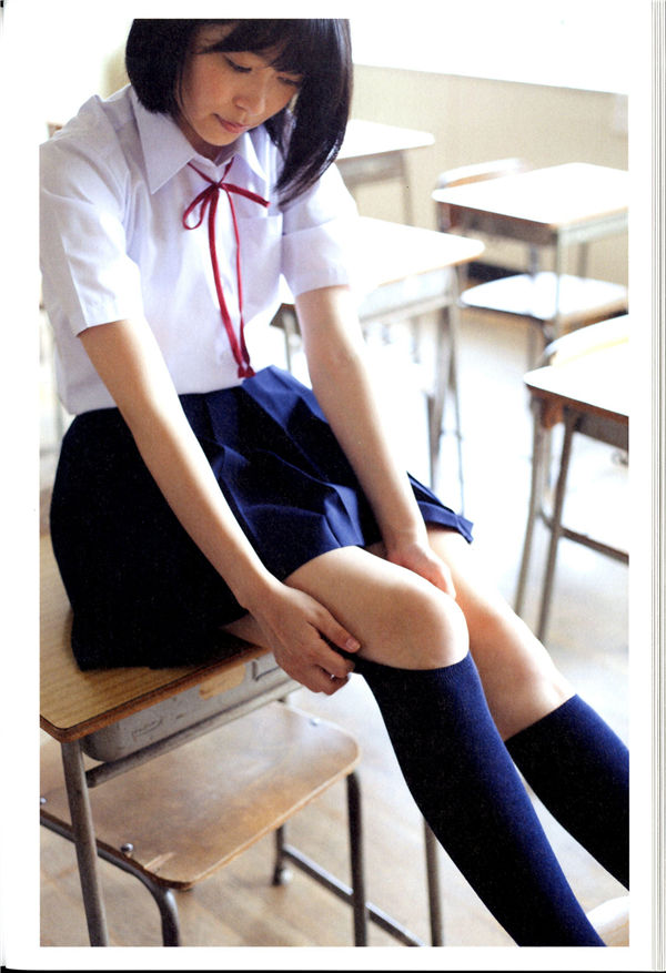 指原莉乃1ST写真集《さしこ》高清全本[100P] 日系套图-第2张