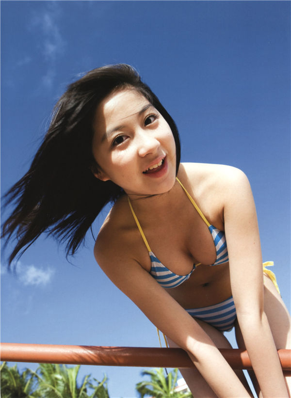 小野惠令奈写真集《キラ☆キラ》高清全本[112P] 日系套图-第2张