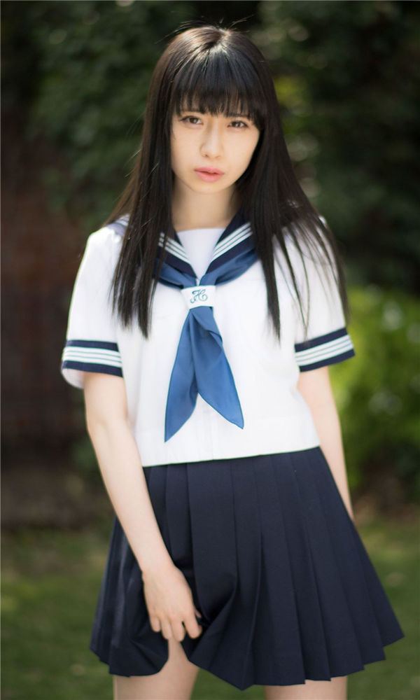 宫内凛写真集《黒髪の乙女》高清全本[39P] 日系套图-第2张