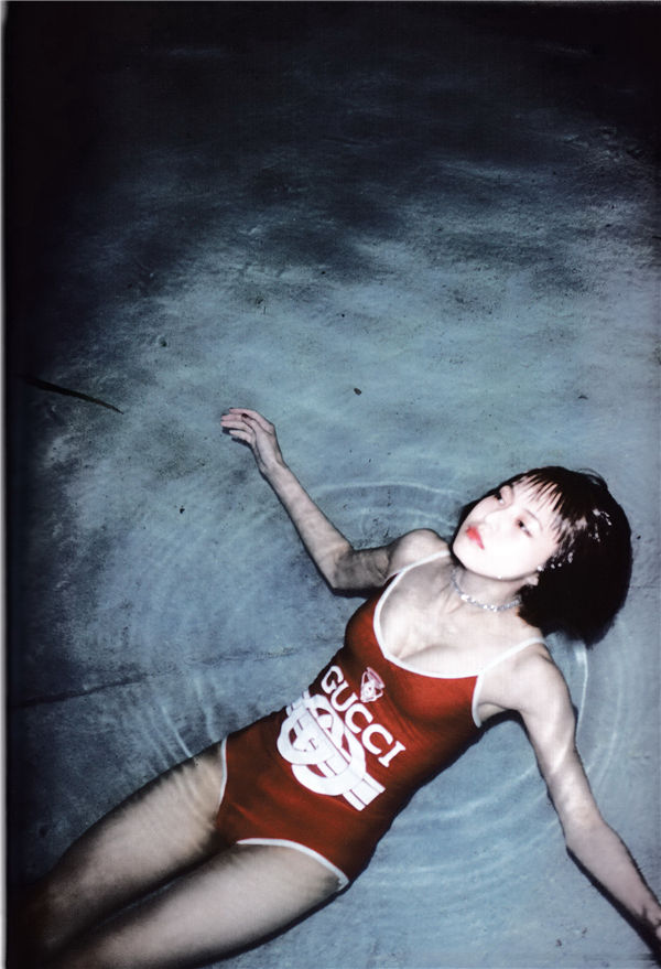 小野春菜写真集《SOMEWHERE》高清全本[128P] 日系套图-第4张