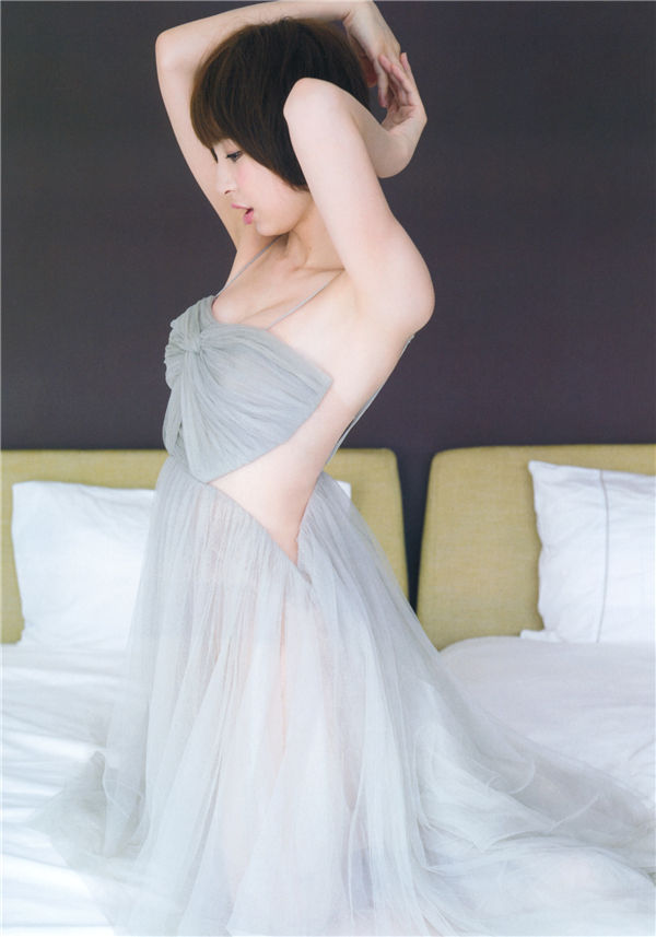 筱田麻里子写真集《Memories》高清全本[251P] 日系套图-第3张