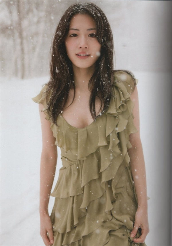 绫濑遥写真集《原色》高清全本[132P] 日系套图-第6张