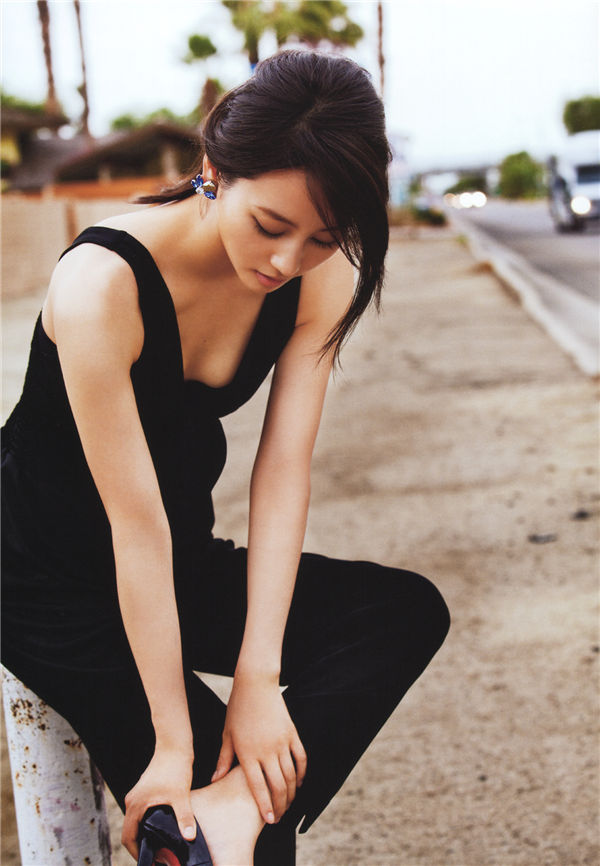 堀北真希写真集《Dramatic》高清全本[136P] 日系套图-第3张