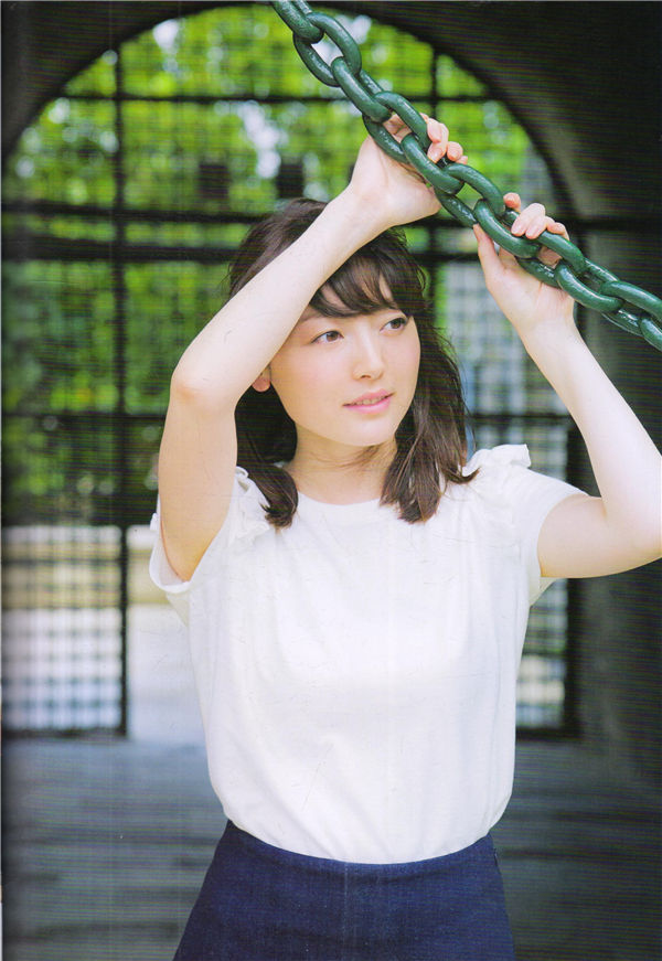 花泽香菜写真集《遠い口笛》高清全本[95P] 日系套图-第2张