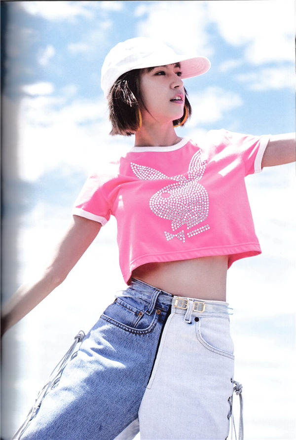 小野春菜写真集《SOMEWHERE》高清全本[128P] 日系套图-第3张