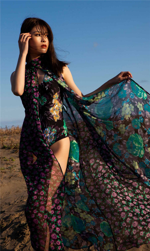 马场富美加写真集《WONDER WONDER WOMAN》高清全本[42P] 日系套图-第4张