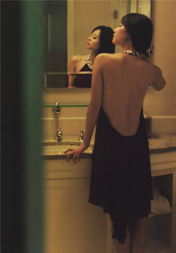 堀北真希写真集《Dramatic》高清全本[136P] 日系套图-第8张