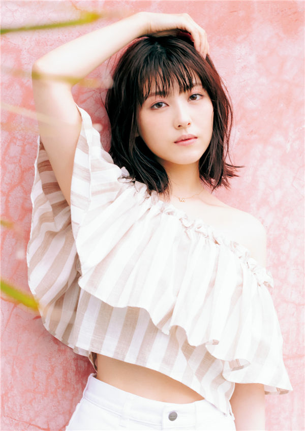 滨边美波写真集《20》高清全本[142P] 日系套图-第9张