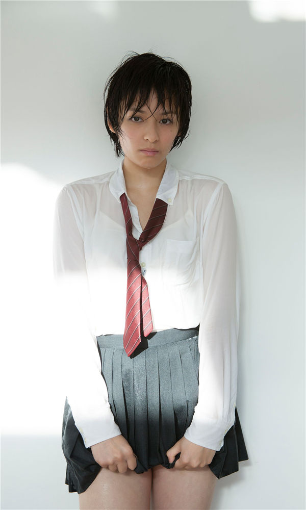 大泽光写真集《美少女みーつけたっ!!》高清全本[66P] 日系套图-第3张