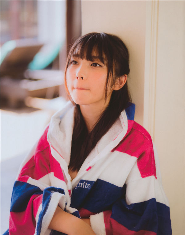 与田祐希写真集《日向の温度》高清全本[109P] 日系套图-第3张