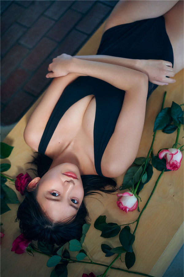 志田音音写真集《N E X T 推しガール！VOL. 4》高清全本[38P] 日系套图-第5张