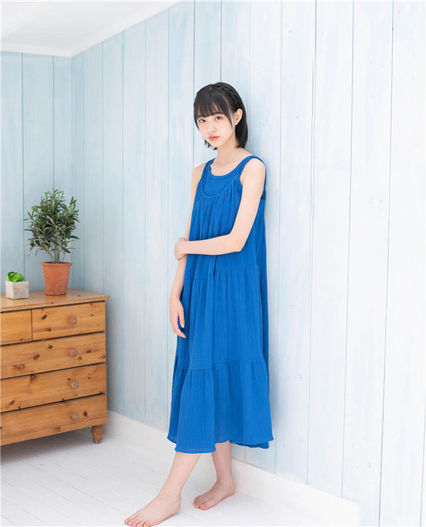 和田あずさ写真集《透明な青色》高清全本[147P] 日系套图-第4张