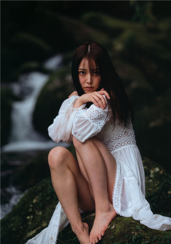 白间美瑠写真集《REBORN》高清全本[96P] 日系套图-第2张