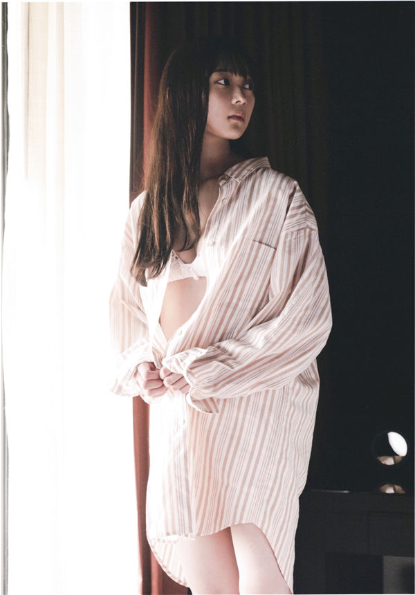 [图片3]-铃木绚音1ST写真集《光の角度》高清全本[114P]插图-猩猩智库-提供高质量的日系写真！