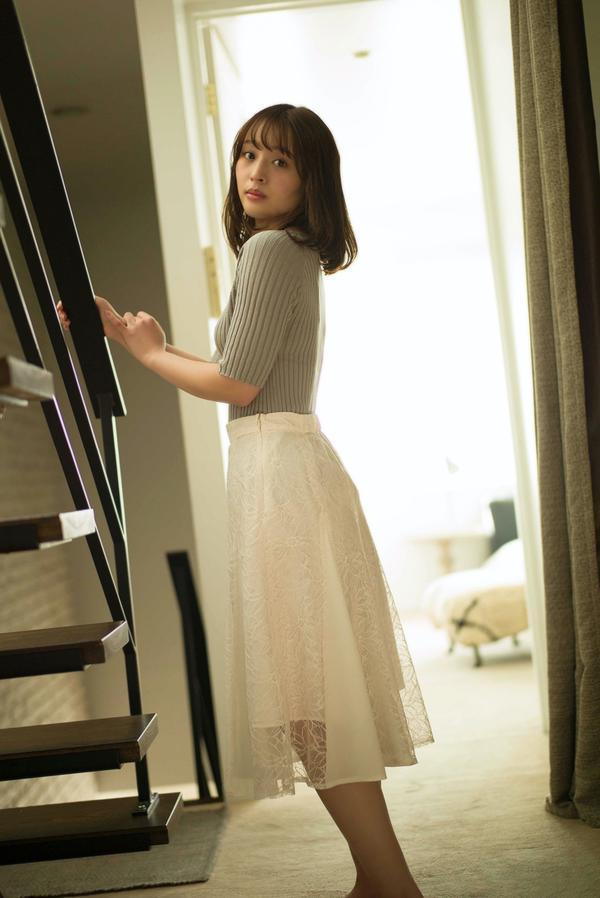 [图片1]-神部美咲写真集《初デートは自宅で Vol.1》高清全本[65P]插图-猩猩智库-提供高质量的日系写真！