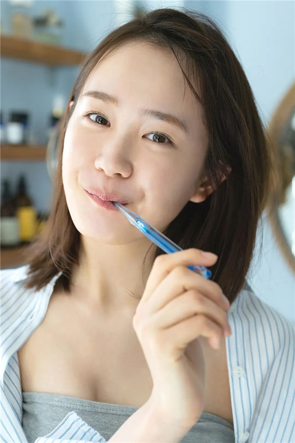 [图片6]-尾碕真花写真集《海辺のイチカ》高清全本[46P]插图-猩猩智库-提供高质量的日系写真！