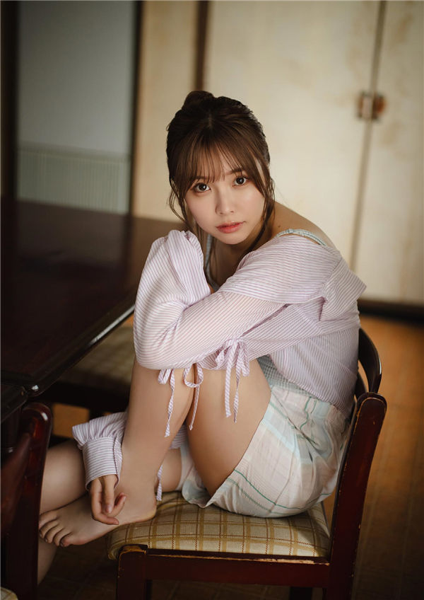 [图片4]-Liyuu写真集《キミ咲く季節に。》高清全本[54P]插图-猩猩智库-提供高质量的日系写真！