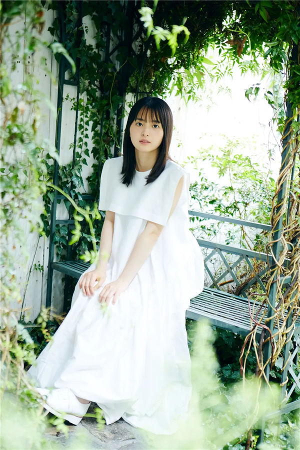 [图片5]-饭沼爱写真集《WHITE graph デジタル写真集》高清全本[54P]插图-猩猩智库-提供高质量的日系写真！