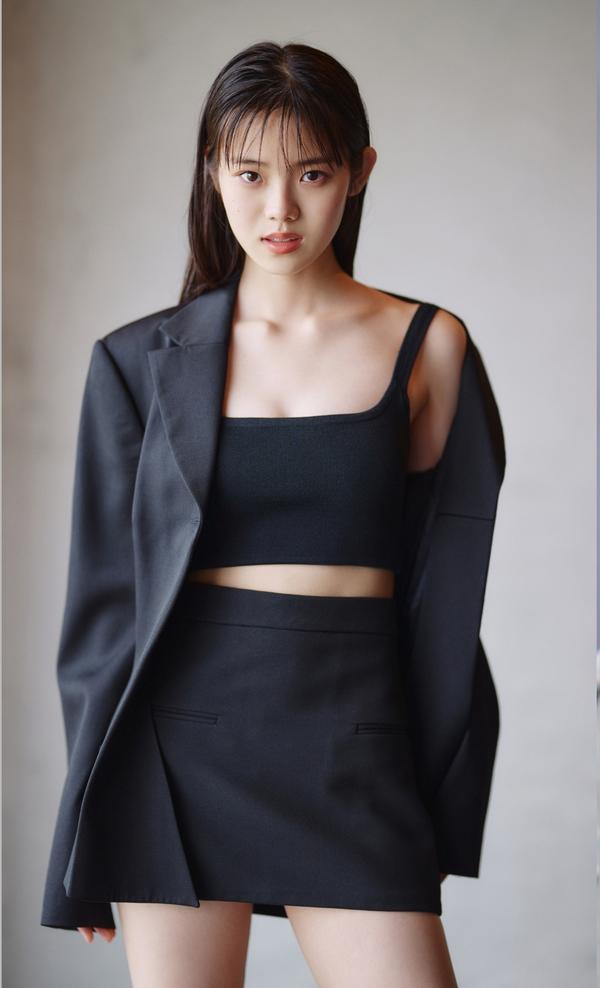 [图片7]-志田琥珀写真集《少女と大人の狭間で》高清全本[47P]插图-猩猩智库-提供高质量的日系写真！