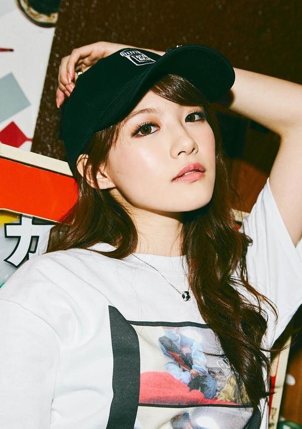 [图片3]-相泽南写真集《#NEWLOOK【girl meets street】》高清全本[48P]插图-猩猩智库-提供高质量的日系写真！