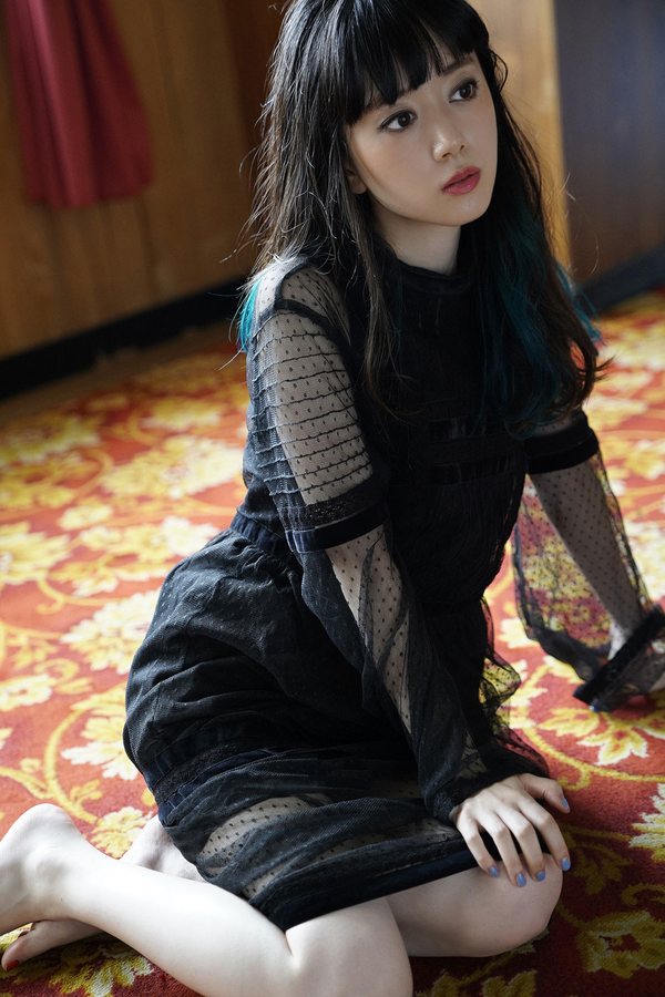 [图片6]-工藤晴香写真集《９１０ｈｒ－ｙｅｌｌｏｗ－》高清全本[88P]插图-猩猩智库-提供高质量的日系写真！