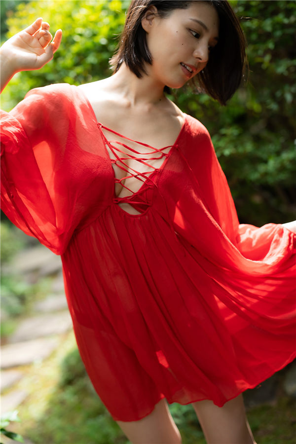 [图片2]-相乐伊织写真集《蜜のあわれ》高清全本[99P]插图-猩猩智库-提供高质量的日系写真！