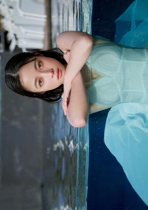 [图片7]-桥本环奈写真集《カレイドスコープ》高清全本[185P]插图-猩猩智库-提供高质量的日系写真！