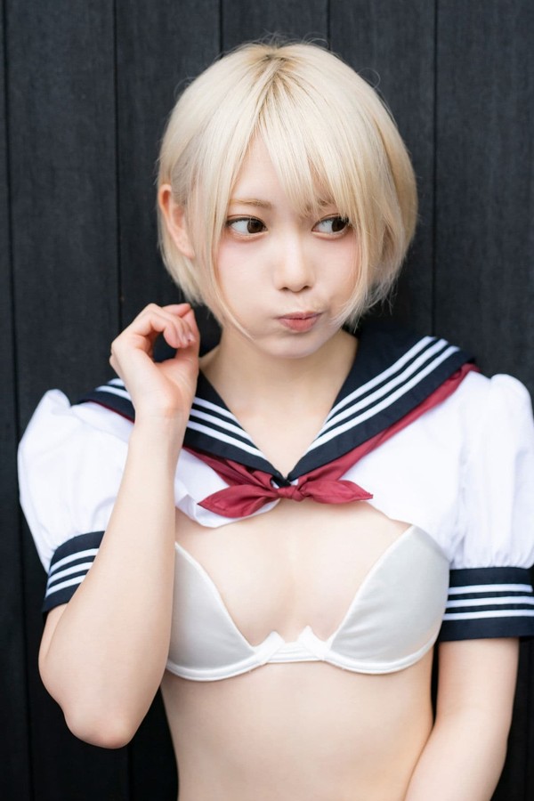 [图片2]-筱崎心写真集《ツミなまなざし》高清全本[32P]插图-猩猩智库-提供高质量的日系写真！