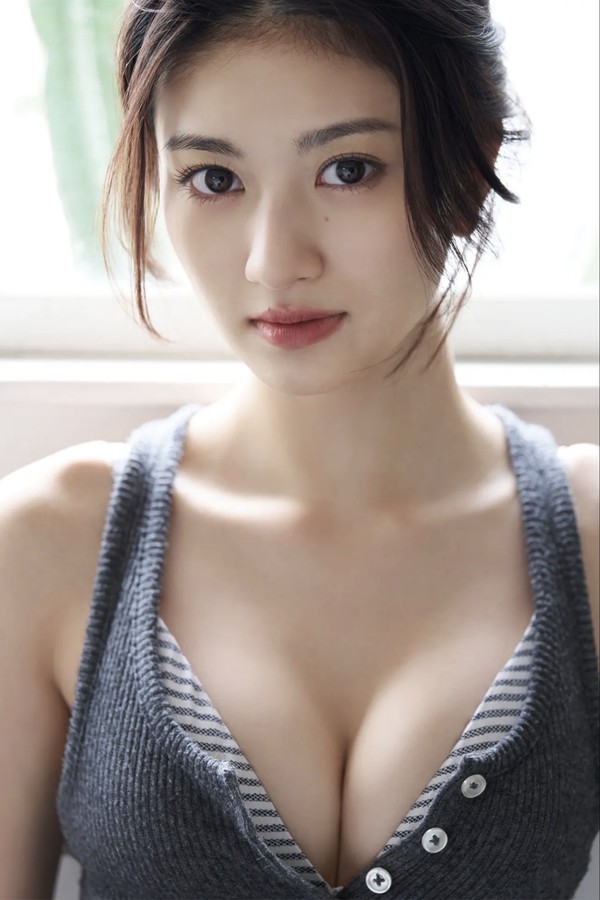 [图片5]-吉田朱里写真集《シンデレラの誘惑》高清全本[66P]插图-猩猩智库-提供高质量的日系写真！