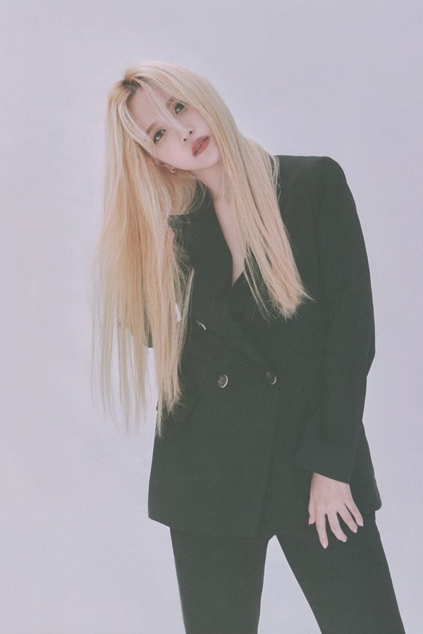 [图片2]-[TWICE]Mina写真集《Yes, I am Mina》高清全本[196P]插图-猩猩智库-提供高质量的日系写真！