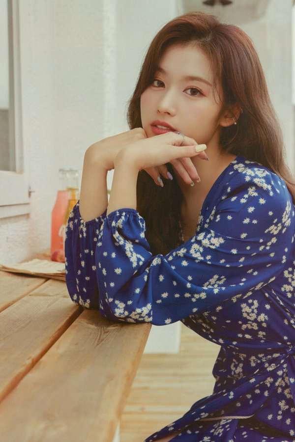 [图片6]-凑崎纱夏写真集《Yes, I am Sana.》高清全本[221P]插图-猩猩智库-提供高质量的日系写真！