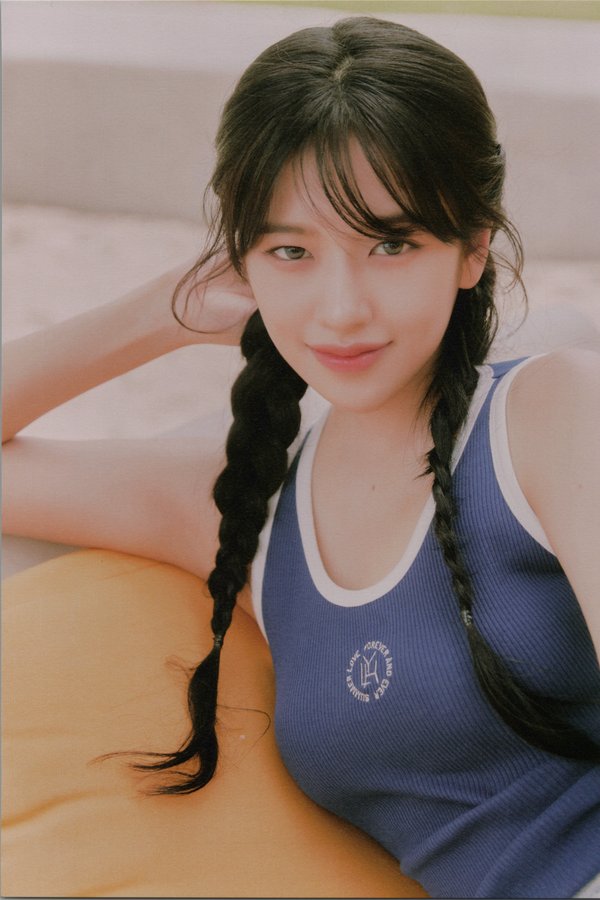 [图片4]-IVE写真集《A DREAMY DAY》高清全本[206P]插图-猩猩智库-提供高质量的日系写真！