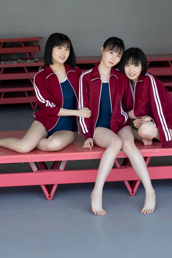 [图片2]-かすみ草とステラ 有岡ちひろ・小柴美羽・比賀ハル写真集《複雑な関係》高清全本[84P]插图-猩猩智库-提供高质量的日系写真！