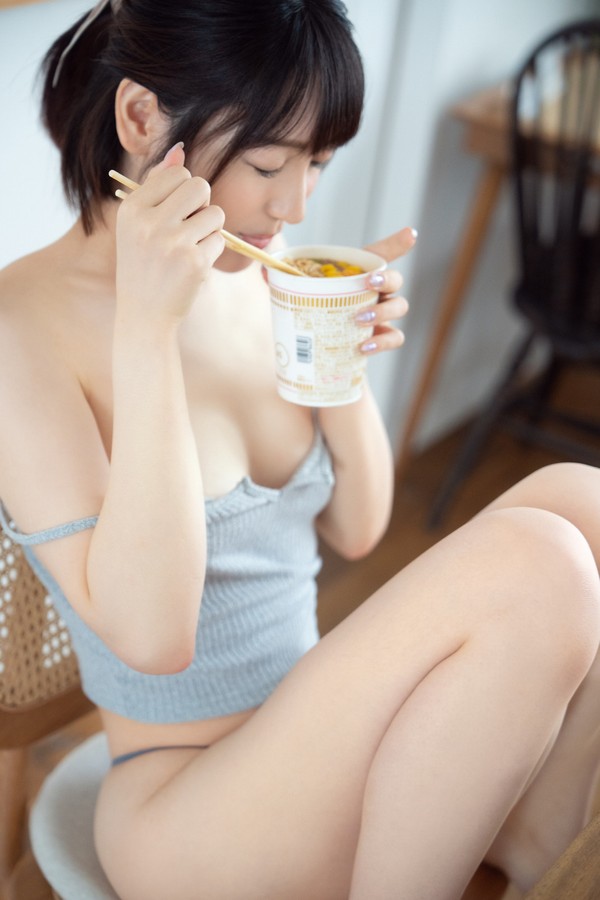 [图片2]-泷本雫叶写真集《グラビア写真集》高清全本[64P]插图-猩猩智库-提供高质量的日系写真！