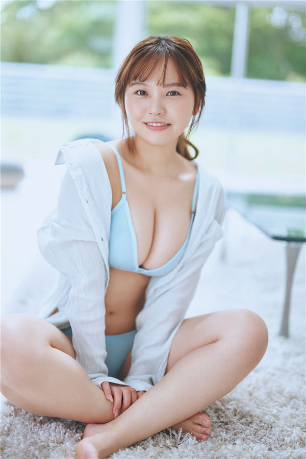 [图片2]-本乡柚巴写真集《Sunflower》高清全本[44P]插图-猩猩智库-提供高质量的日系写真！