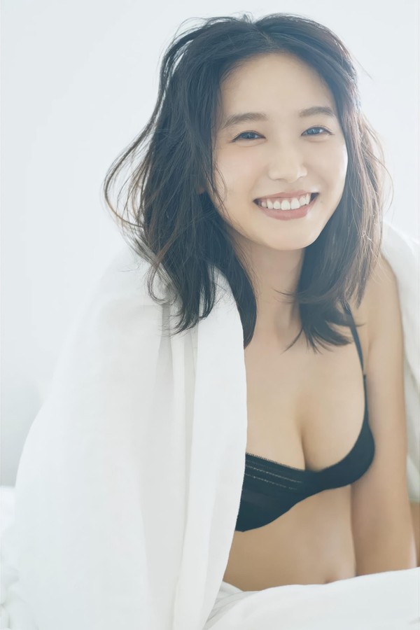 [图片6]-志田音音写真集《圧倒的PURE GIRL》高清全本[116P]插图-猩猩智库-提供高质量的日系写真！