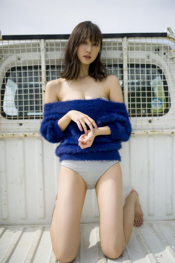 [图片3]-铃木友菜写真集《鈴木友菜の時代がやってくる！》高清全本[70P]插图-猩猩智库-提供高质量的日系写真！