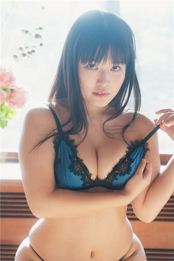 [图片5]-東雲うみ写真集《最強の二刀流》高清全本[43P]插图-猩猩智库-提供高质量的日系写真！