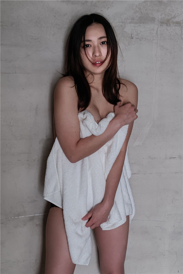 [图片7]-北村优衣写真集《剥き出しのヒロイン》高清全本[57P]插图-猩猩智库-提供高质量的日系写真！