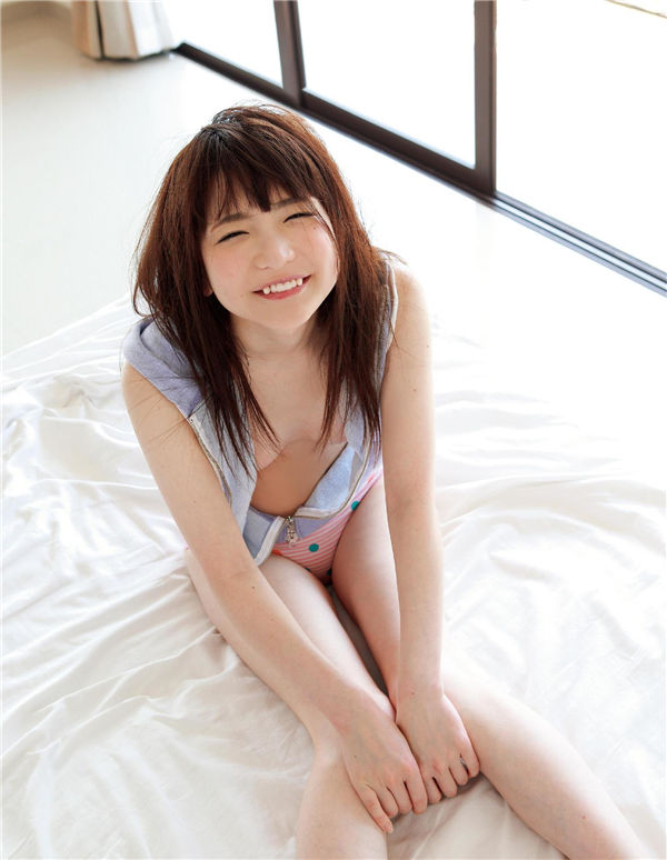 [图片7]-もえのあずき写真集《How sweet！》高清全本[93P]插图-猩猩智库-提供高质量的日系写真！