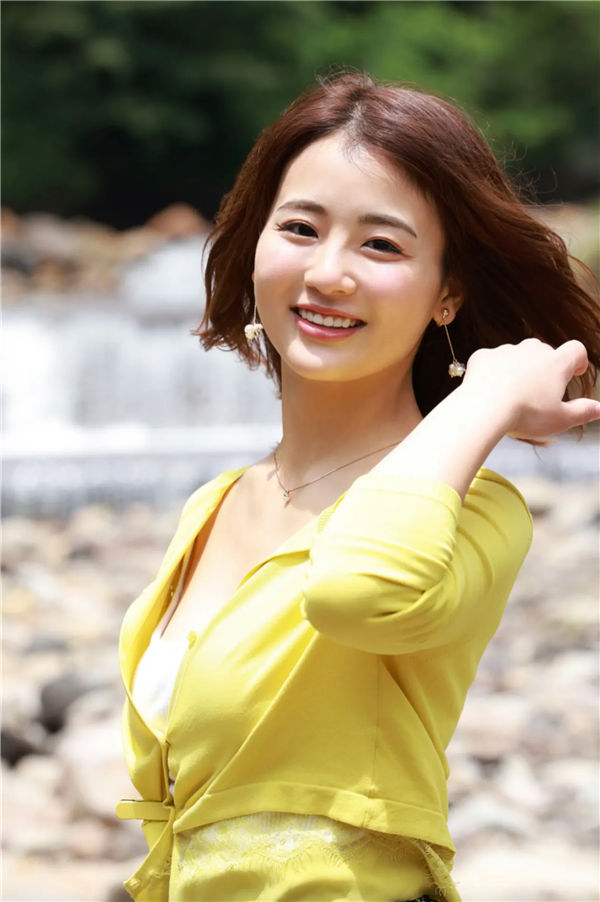 [图片2]-平嶋夏海写真集《癒やしの雫　ｖｏｌ．１》高清全本[52P]插图-猩猩智库-提供高质量的日系写真！