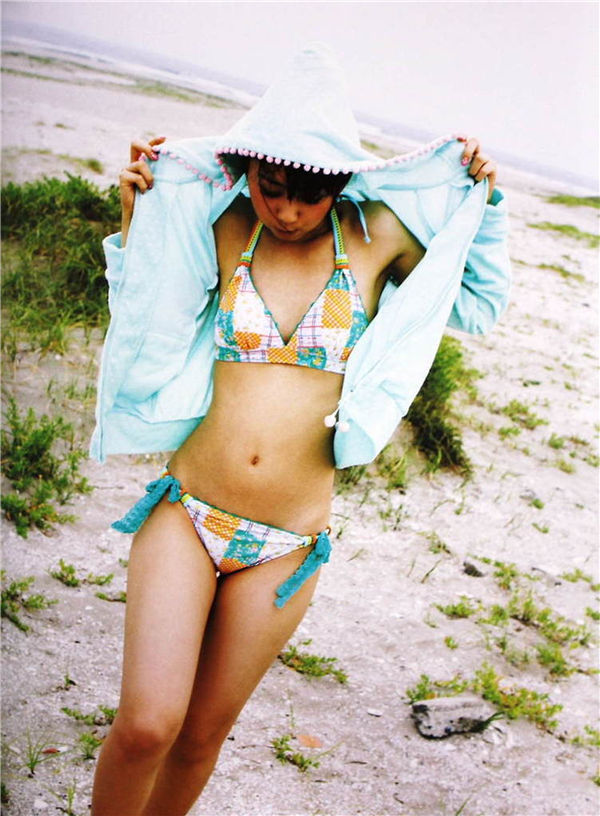 [图片7]-小池里奈写真集《17才》普清全本[58P]插图-猩猩智库-提供高质量的日系写真！