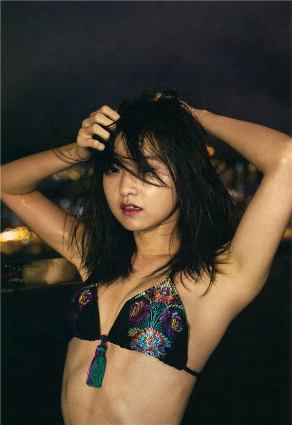 [图片6]-伊藤万理华1ST写真集《エトランゼ》高清全本[105P]插图-猩猩智库-提供高质量的日系写真！