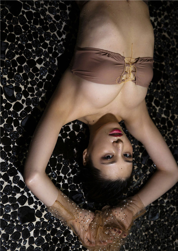 [图片6]-相乐伊织写真集《泡沫の宵夢》高清全本[70P]插图-猩猩智库-提供高质量的日系写真！