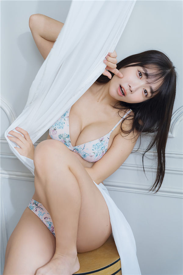 [图片5]-天羽希纯写真集《こっち見ていいよ》高清全本[48P]插图-猩猩智库-提供高质量的日系写真！