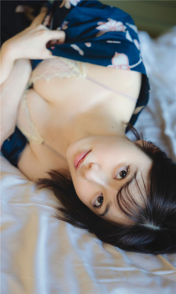 [图片3]-礒部花凜写真集《ゆけむり旅情》高清全本[70P]插图-猩猩智库-提供高质量的日系写真！