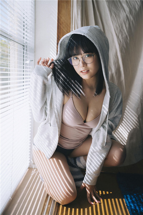 [图片4]-東雲うみ写真集《彼女が部屋でしたいこと》高清全本[58P]插图-猩猩智库-提供高质量的日系写真！