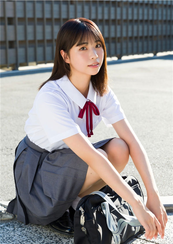 [图片5]-麻生果恩写真集《偶然隣の席に座っていたとしても》高清全本[49P]插图-猩猩智库-提供高质量的日系写真！