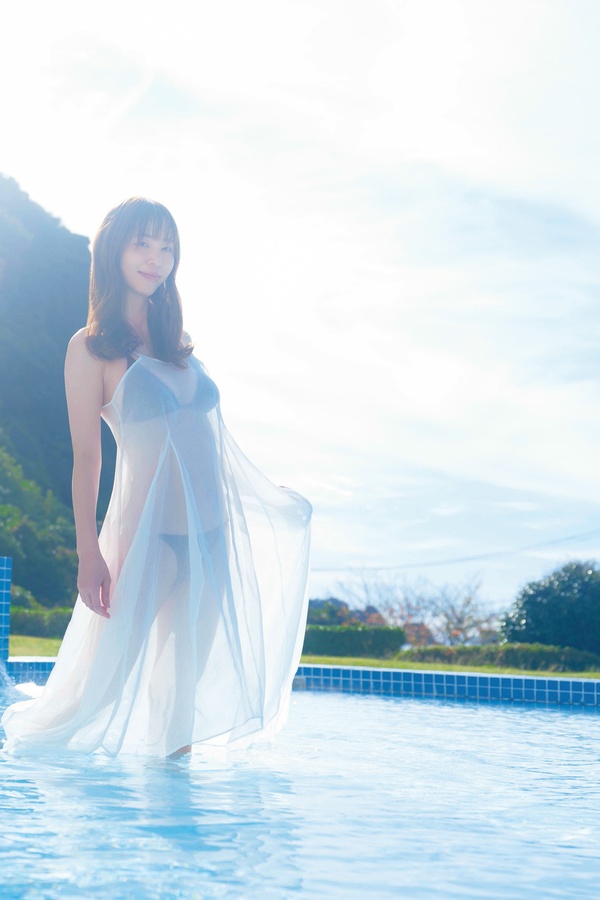 塩地美澄写真集《Pearl》高清全本[130P]「 清晰度：1435*1920 / 大小：233M 」-猩猩智库 - 提供高质量日系写真